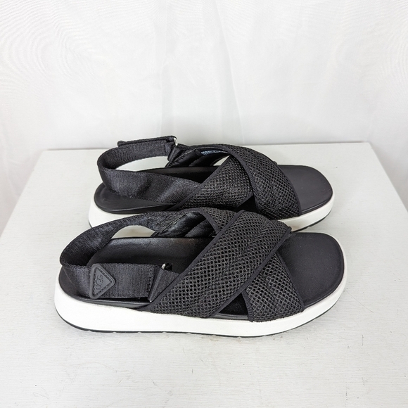 Ugg Nella Black Mesh Strappy Criss Cross Sandals - Picture 2 of 8